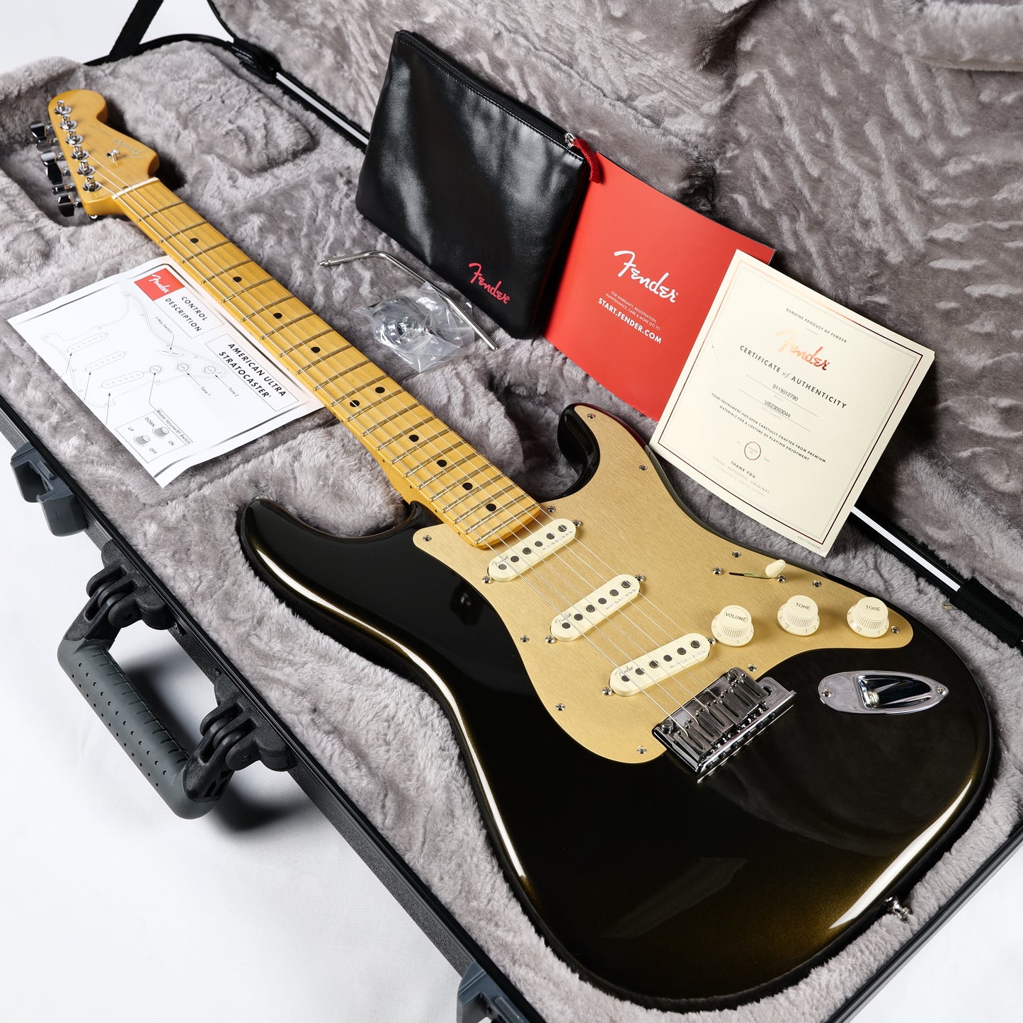 2023 Fender American Ultra Stratocaster SSS - Texas Tea