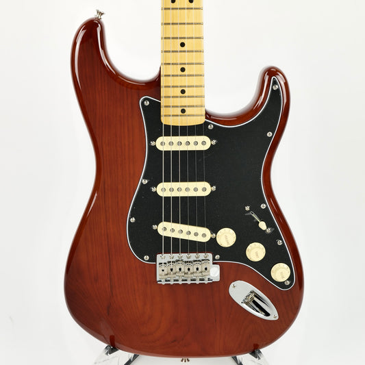 Fender American Vintage II '73 Stratocaster with Maple Fretboard - Mocha